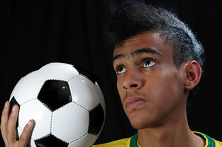 开云体育官网下载-NBA最佳新秀竞争激烈 三人数据旗鼓相当，nba最佳新秀含金量